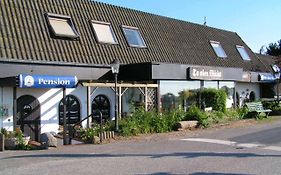 Pension To olen Slüüs Dagebüll